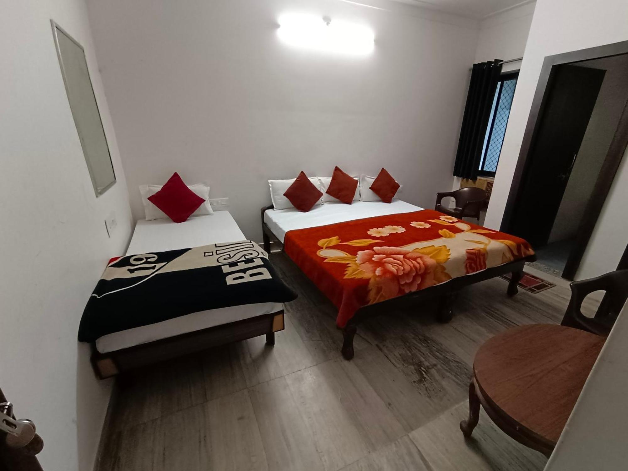 Hotel Shubham Ουνταϊπούρ Εξωτερικό φωτογραφία